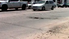 “Ocasiona bache daños en autos”: automovilistas