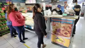 Baja la venta de pescado en la frontera