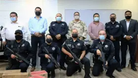 Recibe Seguridad Pública nuevo armamento