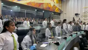 Piden diputados infantiles vacunas para regreso a clases presenciales