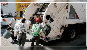 Tiene Ayuntamiento 5 camiones listos para recolectar basura