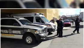 Agrede pareja a hombre con vidrio en la cabeza