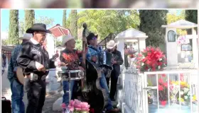 Listos panteones de Nogales para este Día de Madres