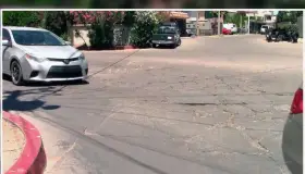 Piden rehabilitación de calle en colonia Villa Bonita.