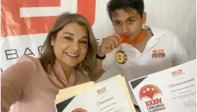 Premia Cobach a estudiantes de Excelencia Académica