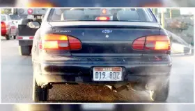 Habrá consecuencias si no regularizan autos ‘chocolates’: SSP