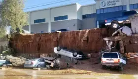 Exhorta Jefe de Tránsito evitar transitar por zona de socavón  