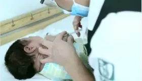 Provee IMSS de vacunas a menores de edad