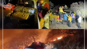 Apoyan Jepperos a bomberos en incendio forestal