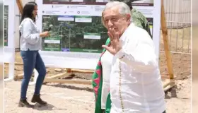 "No pasa nada, no hubo problema", dice AMLO sobre retén en Badiraguato