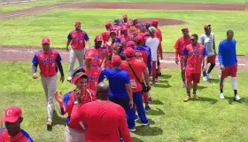 Lamenta Cuba fuga de dos beisbolistas durante torneo en México