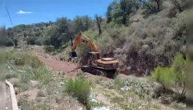Cumplen con raspado de calle en fraccionamiento Las Bellotas
