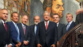 López Obrador y empresarios de México y EU hablan de economía, inversión…