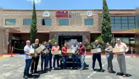 Canalizan maquiladoras cubrebocas a instituciones médicas