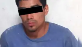 Ataca a mujer; intenta cortarle el cuello