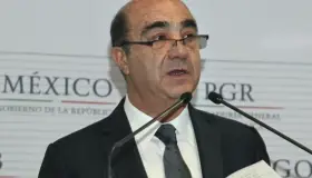 Abren proceso a Murillo Karam