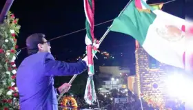 Nogales se llena de alegría y fevor patrio en el Grito de Independencia