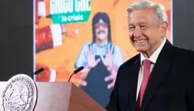 Tomo un cóctel para varios padecimientos: AMLO