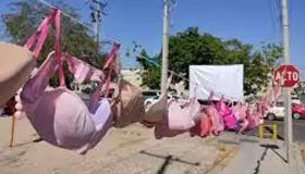 Cucas realizará tendedero de brasieres para concientizar sobre cáncer de mama