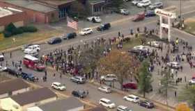 Terror en EU; tiroteo en escuela deja víctimas mortales
