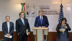 John Kerry y AMLO se reúnen en Hermosillo