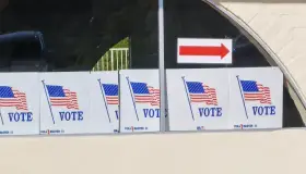 Ejercen voto en Nogales, Arizona