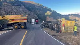 Se registra accidente en tramo carretero Santa Cruz-Cananea