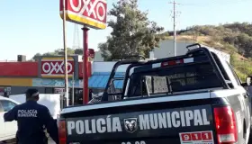 Atropellan a estudiante; se fractura brazo