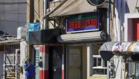 Viven casas de cambio incertidumbre por poca actividad