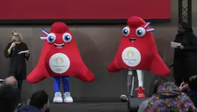 París presenta mascotas