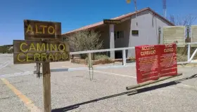 Bloquean acceso a zona turística de El Pinacate