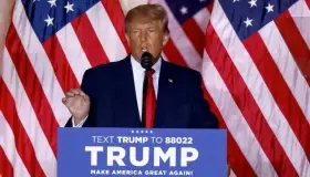 Asegura Trump que su éxito en frontera con México fue gracias a AMLO