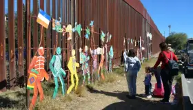 Son patrimonio del arte fronterizo Paseo de la Humanidad e Hilera de la vida