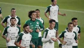 El Tri en choque crucial