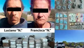 Aseguran autoridades narcóticos y dinero en efectivo en El Cíbuta; hay dos detenidos