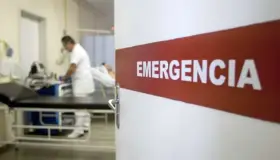 Atropella taxista a peatón y huye del lugar