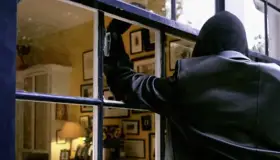 Entra desconocido a vivienda y se lleva varios artículos