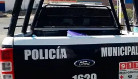 Agreden y amenazan a mujer