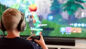 Demandan padres a Epic Games; denuncian adicción de sus hijos a ‘Fortnite’