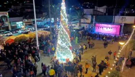 Celebra Nogales Desfile Navideño 