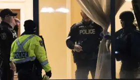 Tiroteo a las afueras de Toronto, Canadá, deja cinco muertos y un herido