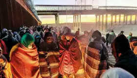 Amenaza frío a migrantes