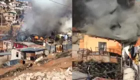 Pide familia apoyo a la comunidad