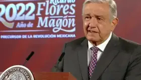 Llama AMLO a no ser manipulados por grupos ante la entrega de juguetes y despensas