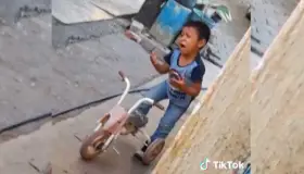 Canta niño canción de Amanda Miguel y se vuelve viral