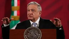 ‘Entregando la banda presidencial, me jubilo’, reitera AMLO