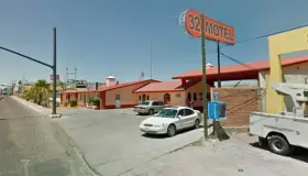 Despojan de carro y documentos a hombre