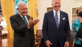 AMLO regresa a la CDMX para recibir a su "amigo" Joe Biden en el AIFA