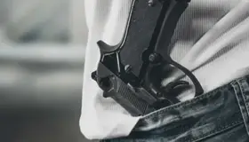 Lesiona hombre armado a joven a ‘cachazos’