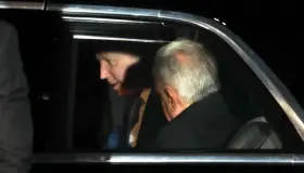 Se pasean AMLO y Biden por más de una hora en “La Bestia”